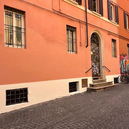 Apartamento Oasis In The Centre Of Bolonia Exterior foto