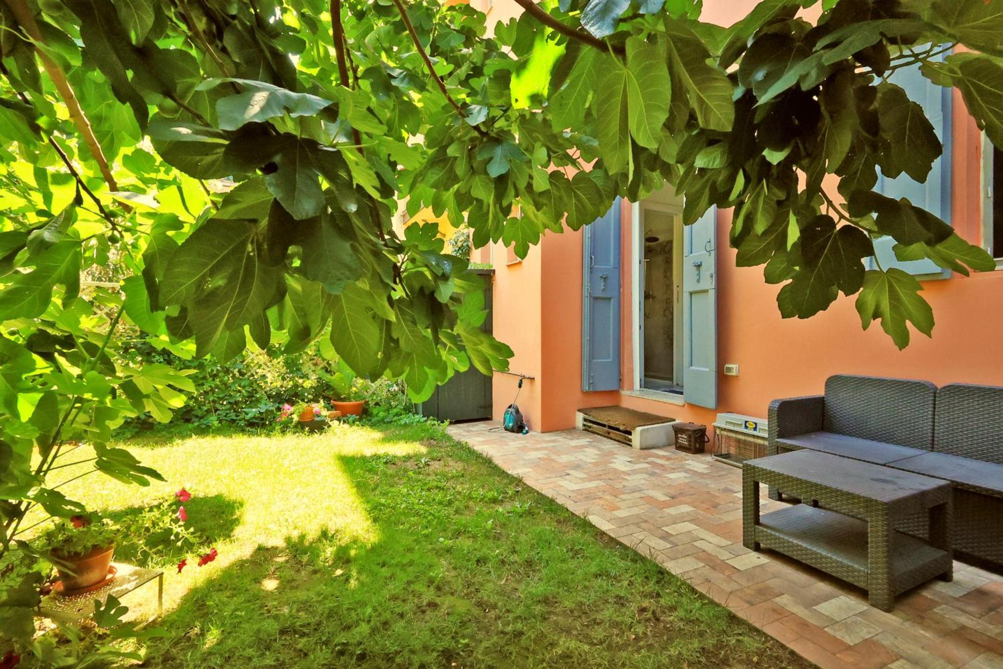 Apartamento Oasis In The Centre Of Bolonia Exterior foto