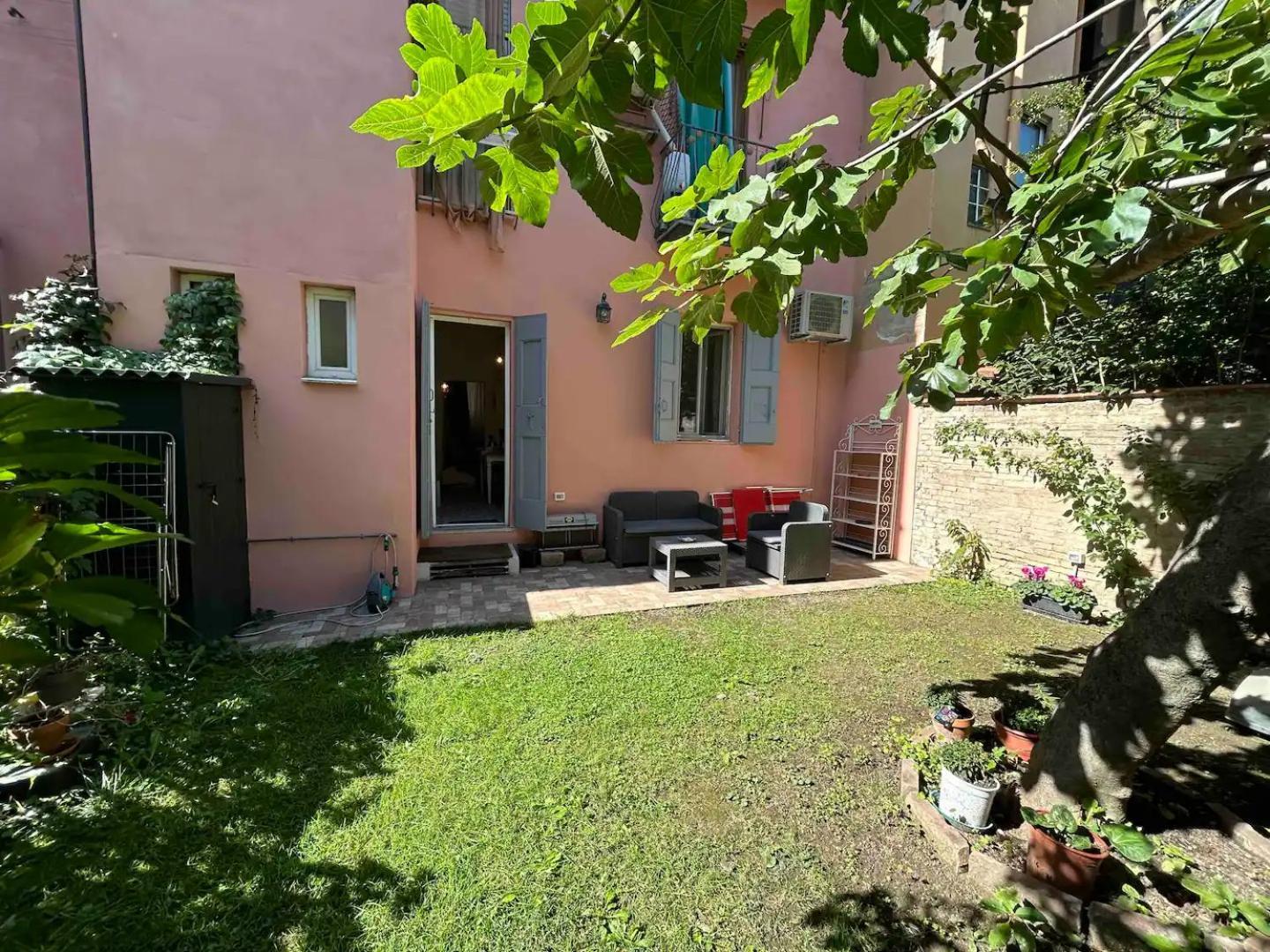 Apartamento Oasis In The Centre Of Bolonia Exterior foto