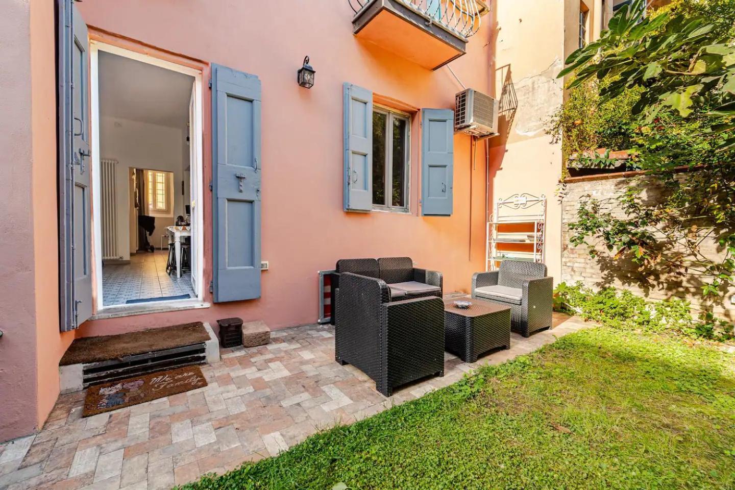 Apartamento Oasis In The Centre Of Bolonia Exterior foto